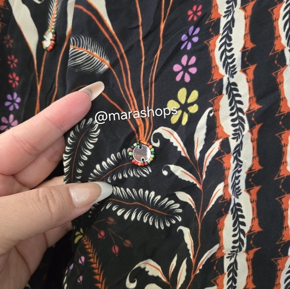 FARM Rio Classic Garden Black Mirror Trim Blouse - Picture 5 of 10